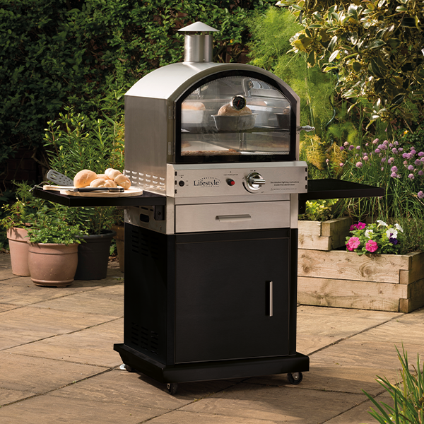 Lifestyle - Gas Pizza Oven - Verona With Trolley