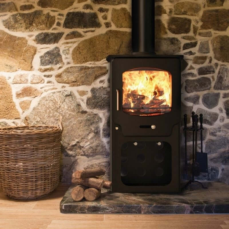 Saltfire ST-X4 Tall Multifuel Stove - Glowing Flame